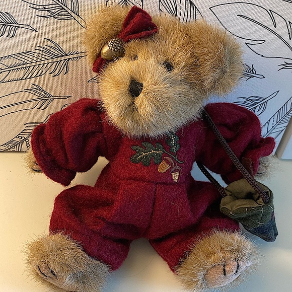 HOLIDAY SALE!! ππBrand new BOYDS Bears Plush Andrea Oakley Oak Leaf Acorn - Picture 1 of 6
